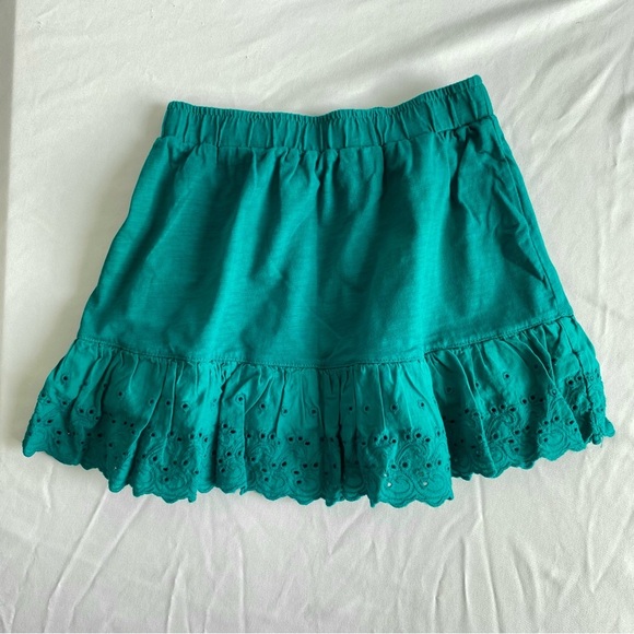 Crazy 8 Teal Colored Eyelet Ruffle Pull-On Skirt Sz 5/6 - Picture 3 of 5